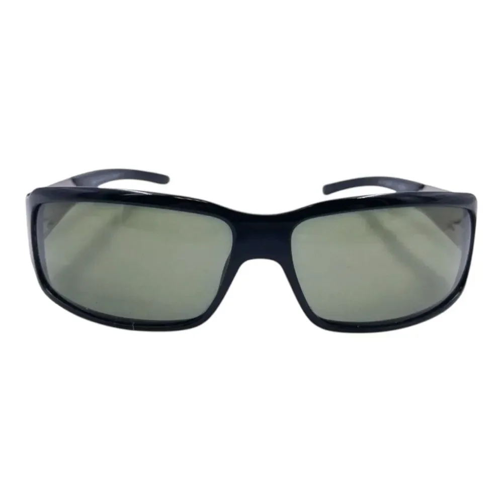 Burberry chic sunglasses